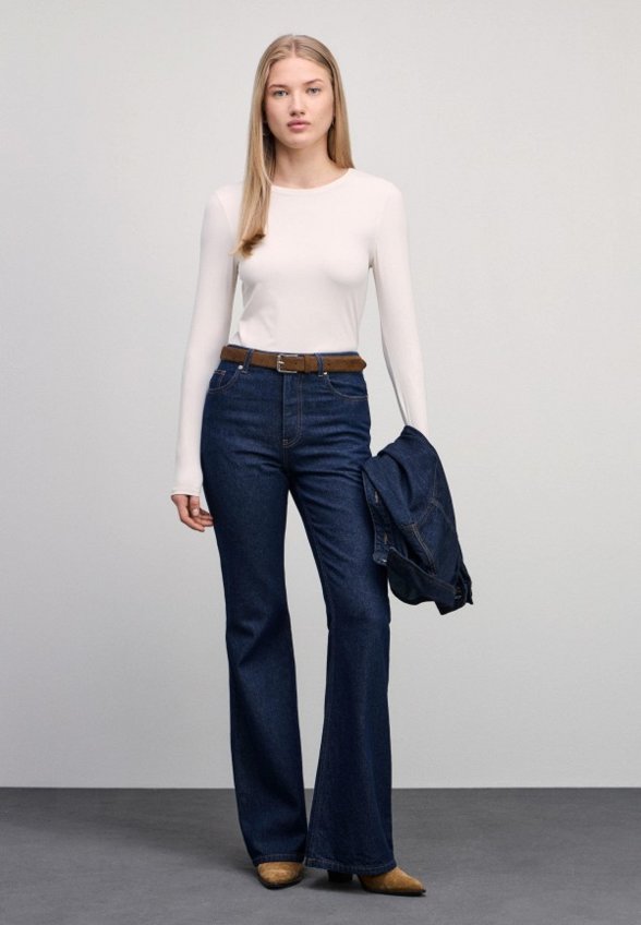 Лонгслив Zarina