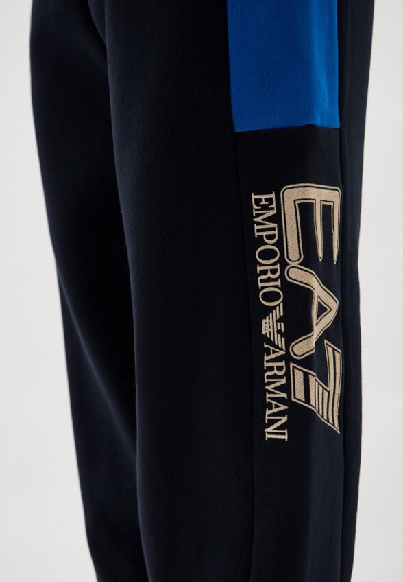 Брюки спортивные EA7