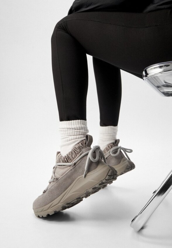 Кроссовки Founds