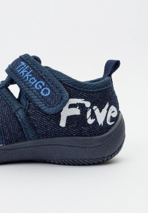 Сандалии Tikkago