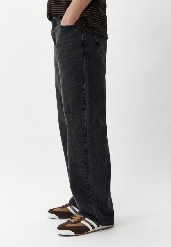 Джинсы Mademan