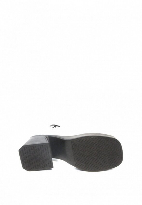 Босоножки Airbox