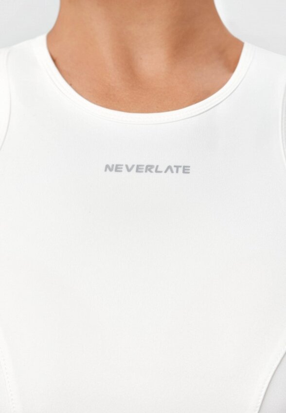 Топ спортивный Neverlate
