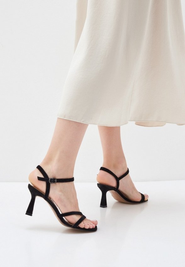 Босоножки Valley