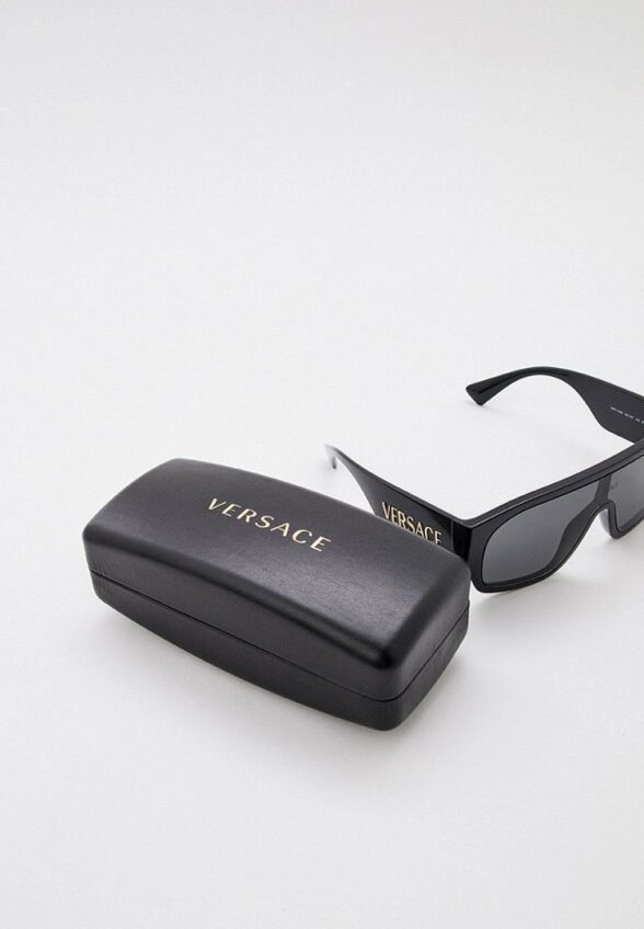 Очки солнцезащитные Versace
