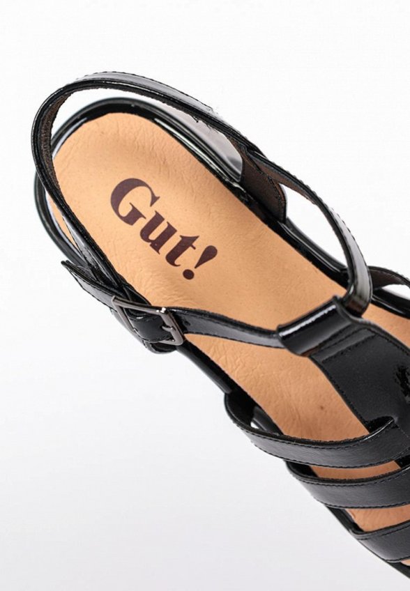 Босоножки Gut