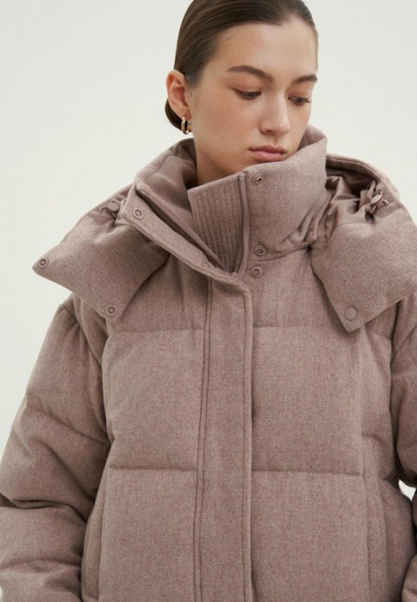 Пуховик Finn Flare