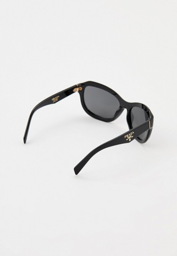 Очки солнцезащитные Prada