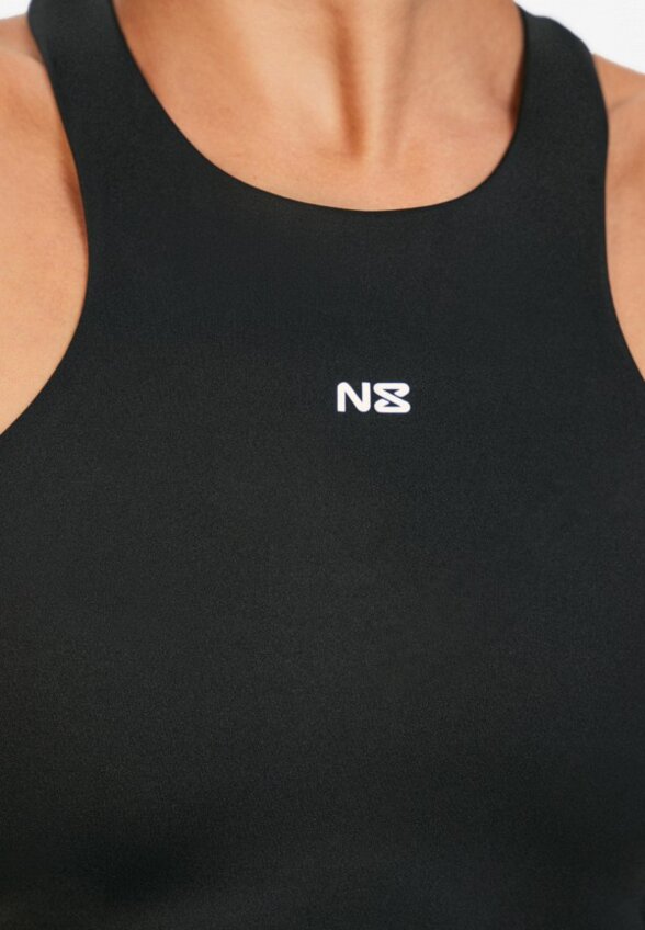 Топ спортивный Neverlate