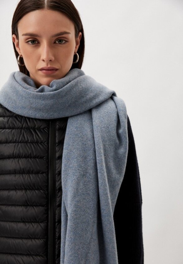 Палантин Falconeri