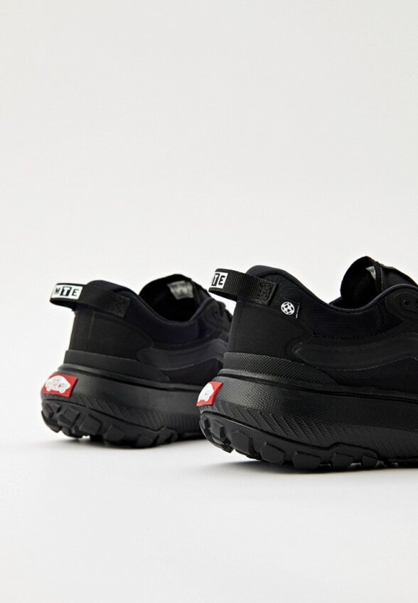 Кроссовки Vans