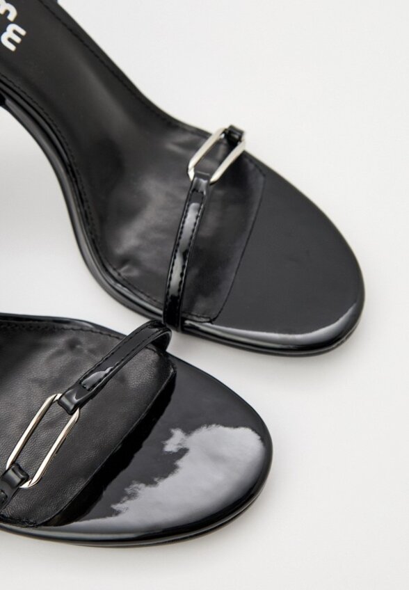 Босоножки Nume