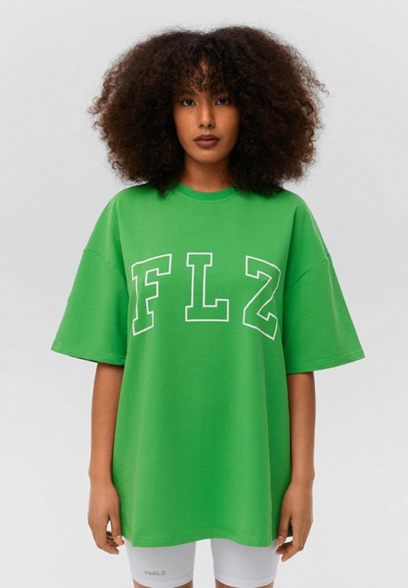 Футболка Feelz