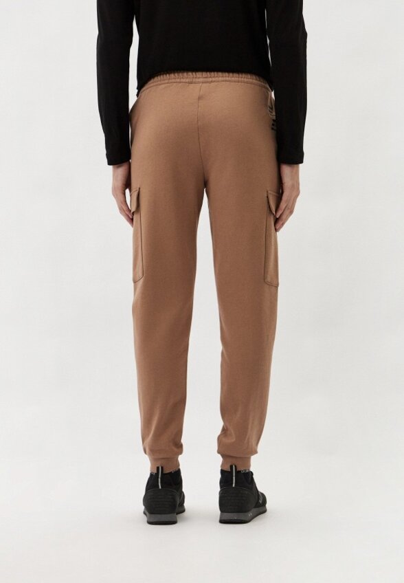 Брюки спортивные EA7