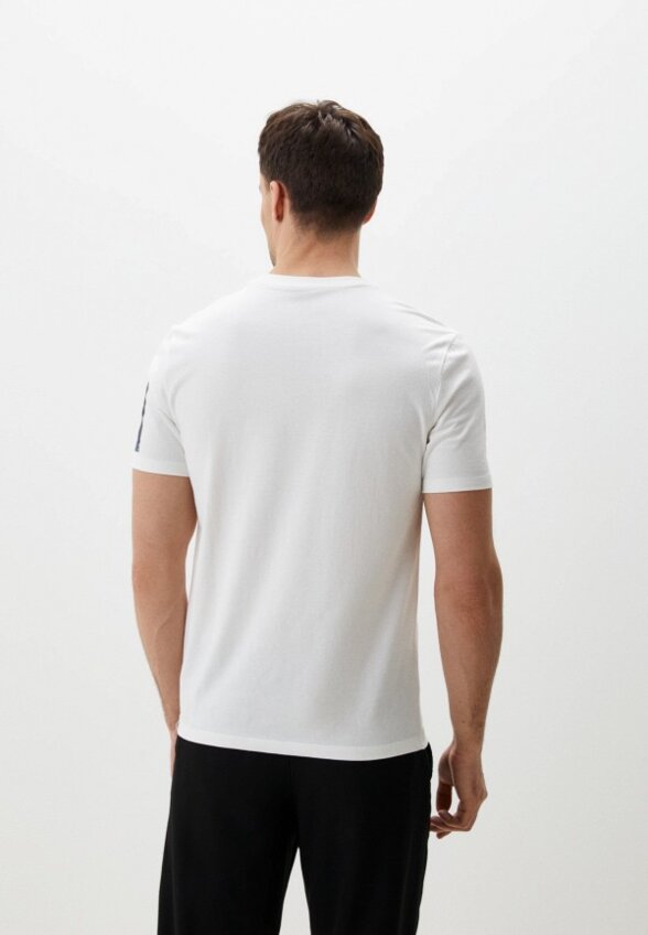 Футболка Colin's