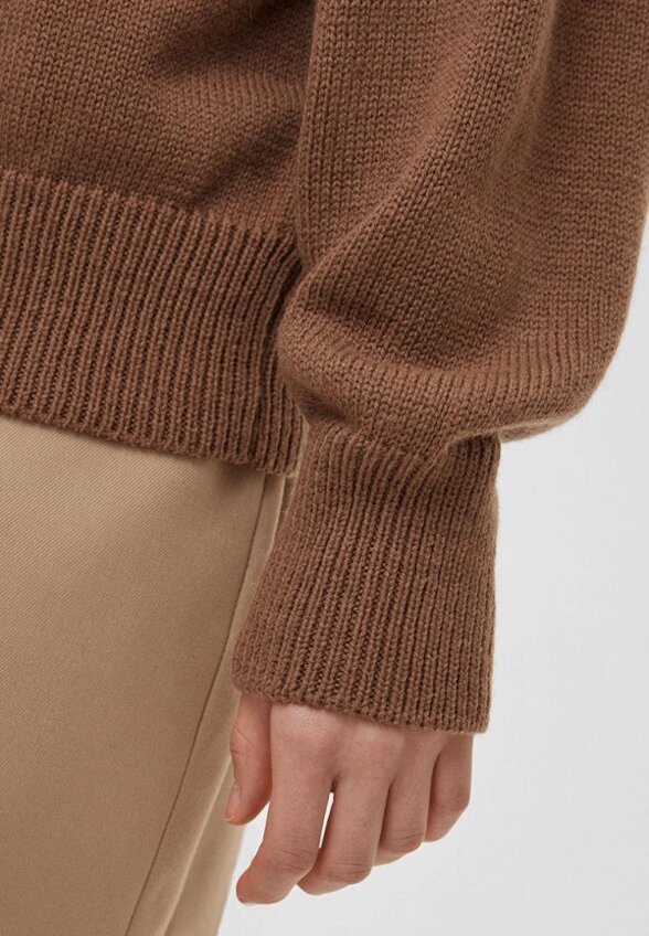 Пуловер Aim Clo