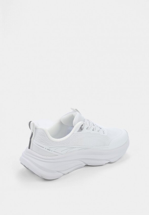 Кроссовки Kari