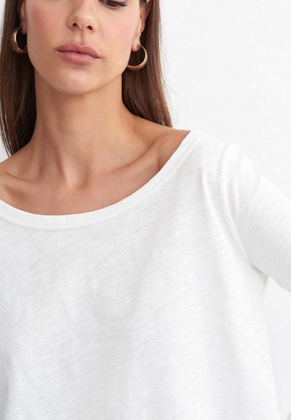 Лонгслив To Molly from James