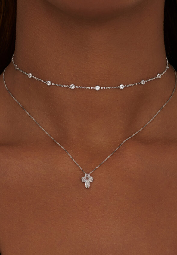 Серебряное колье Крест с фианитом MIE