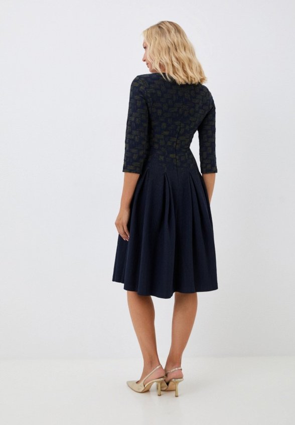 Платье MadaM T