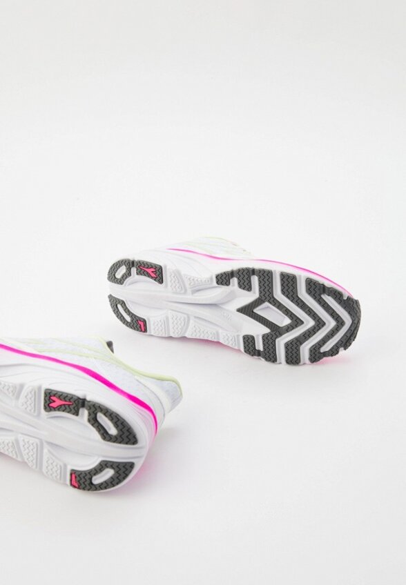 Кроссовки Diadora