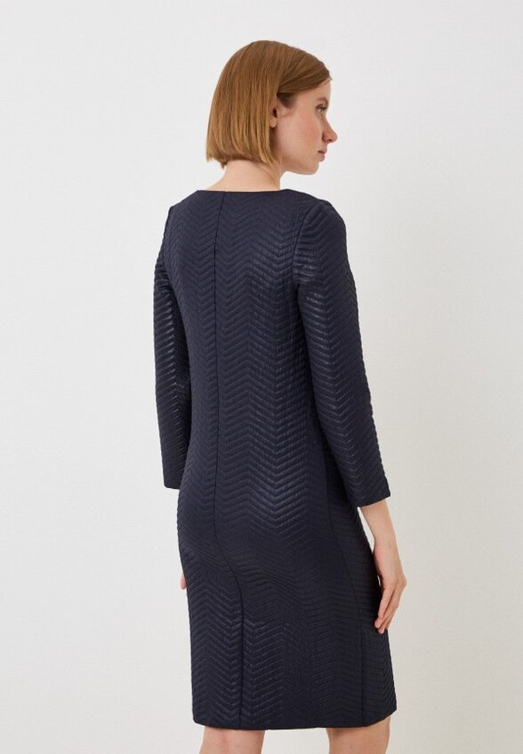 Платье MadaM T