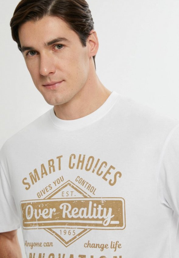 Футболка Finn Flare