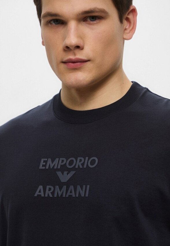 Футболка Emporio Armani