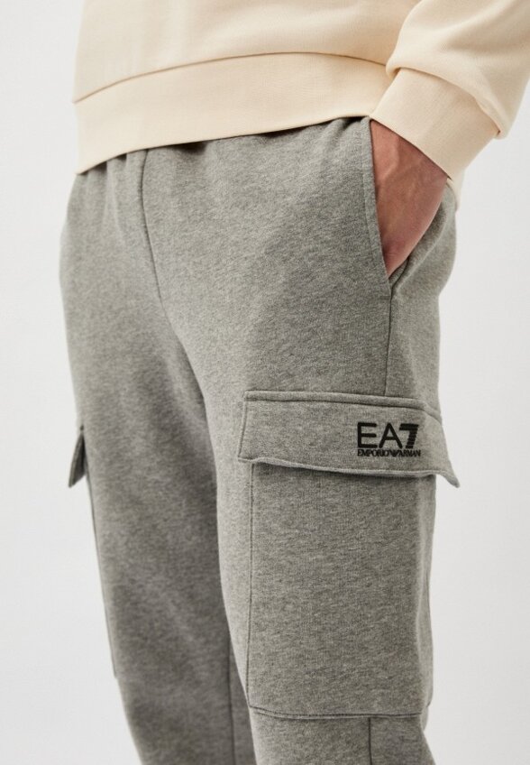 Брюки спортивные EA7