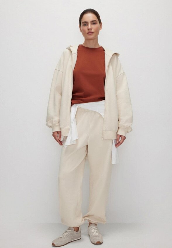 Толстовка belle you