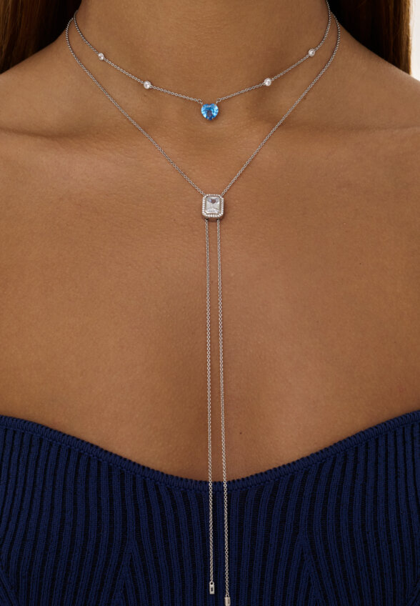 Колье с голубым сердцем из серебра MIE