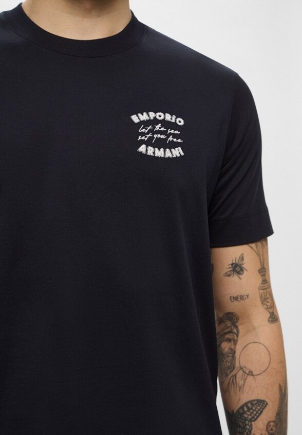 Футболка Emporio Armani