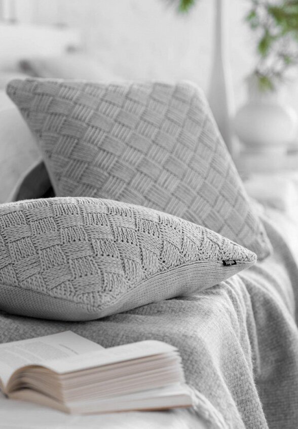 Подушка декоративная Togas