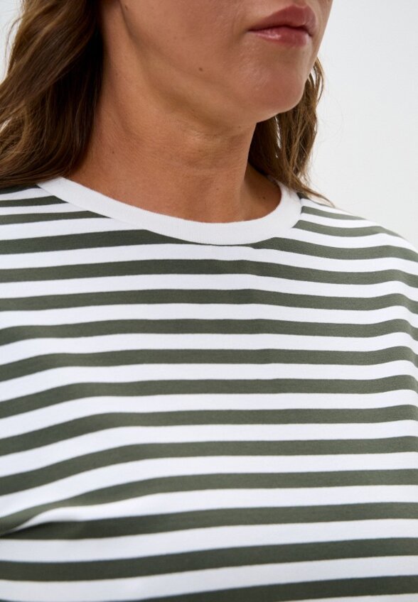 Лонгслив Laween