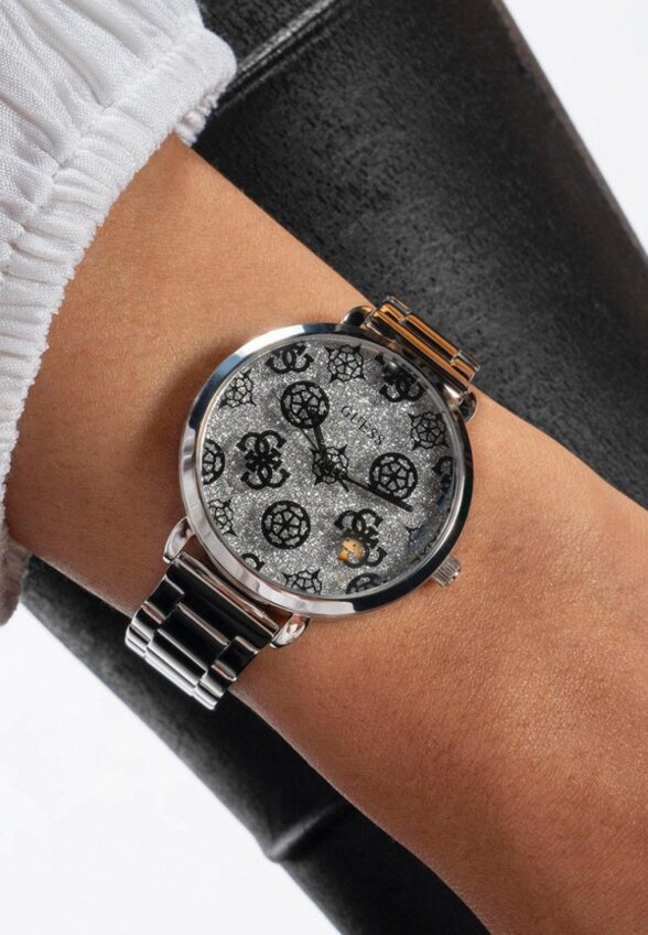 Часы Guess