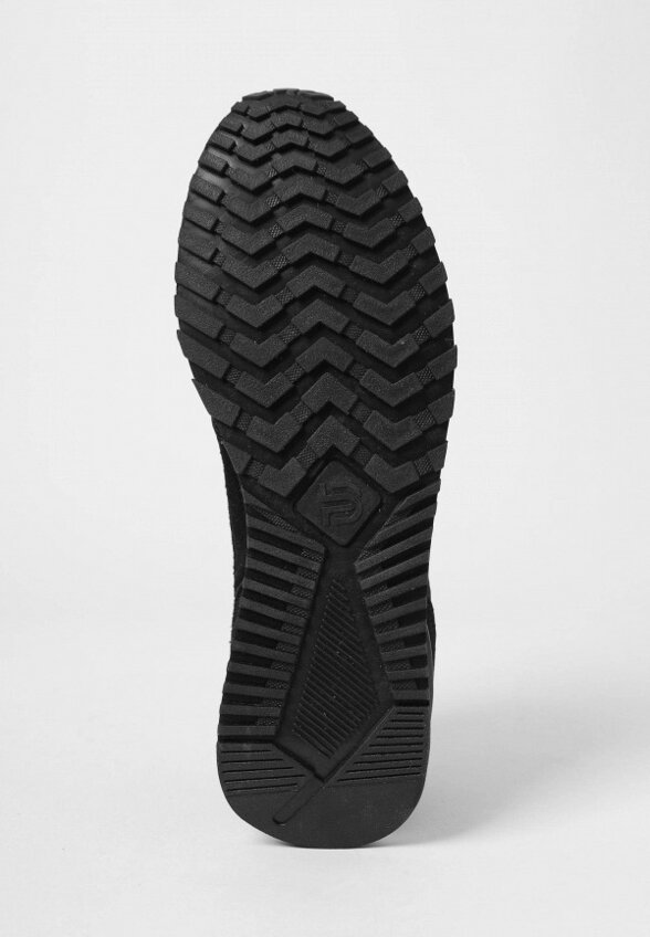 Кроссовки Baasploa