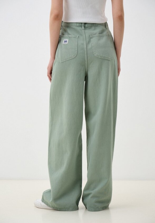 Джинсы Lee