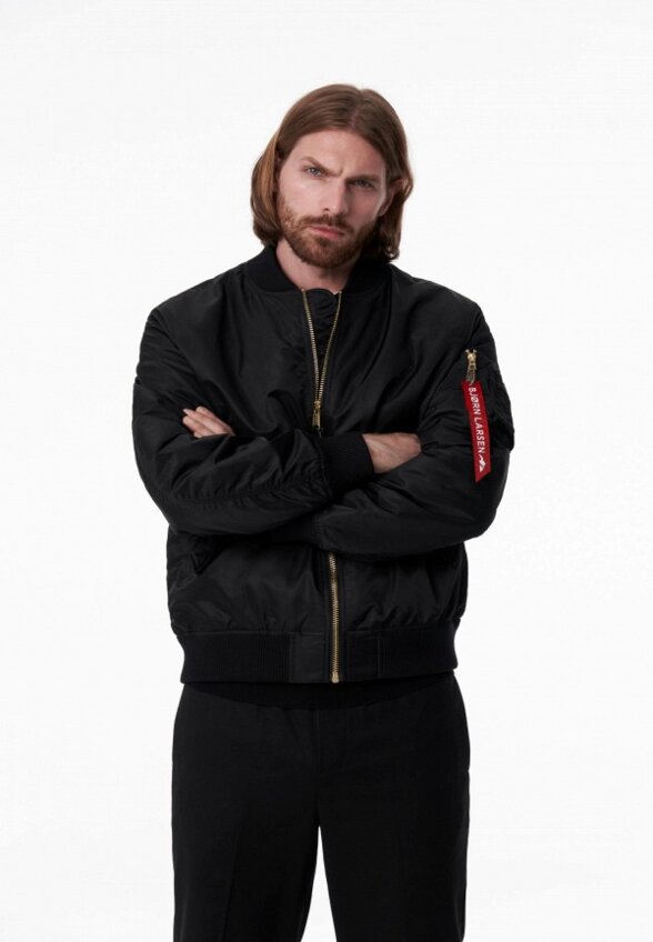 Бомбер Bjorn Larsen