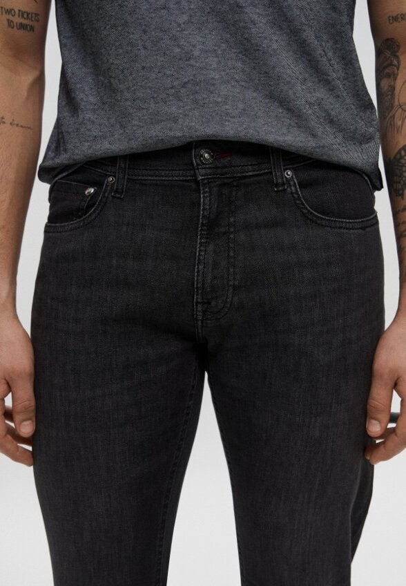 Джинсы Hechter