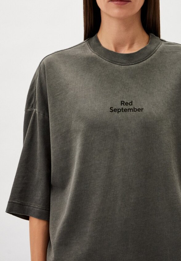 Футболка Red September