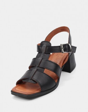 Босоножки Pierre Cardin женщинам