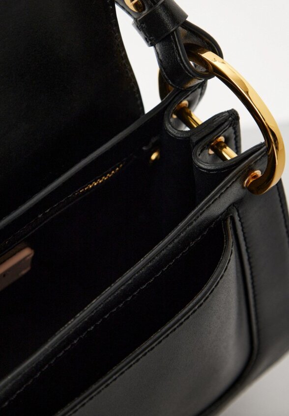 Сумка Coccinelle