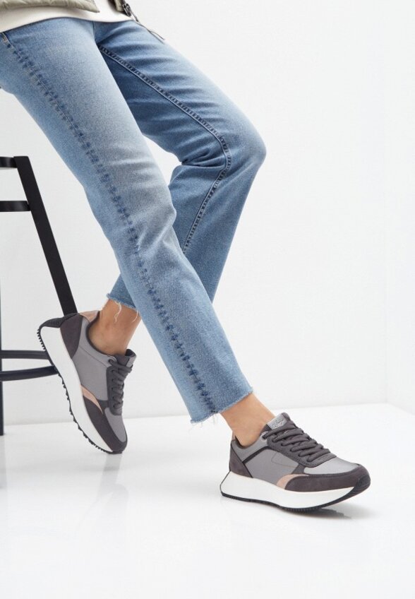 Кроссовки Bridget