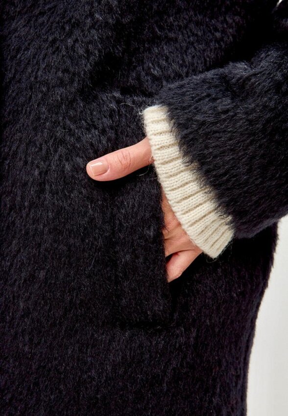 Пальто двубортное Rozhkova