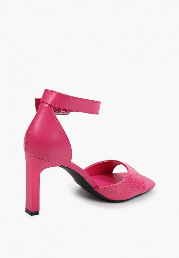 Босоножки Betsy