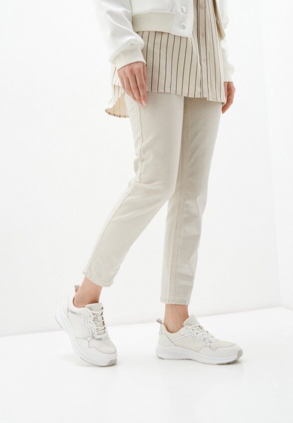 Кроссовки Caprice