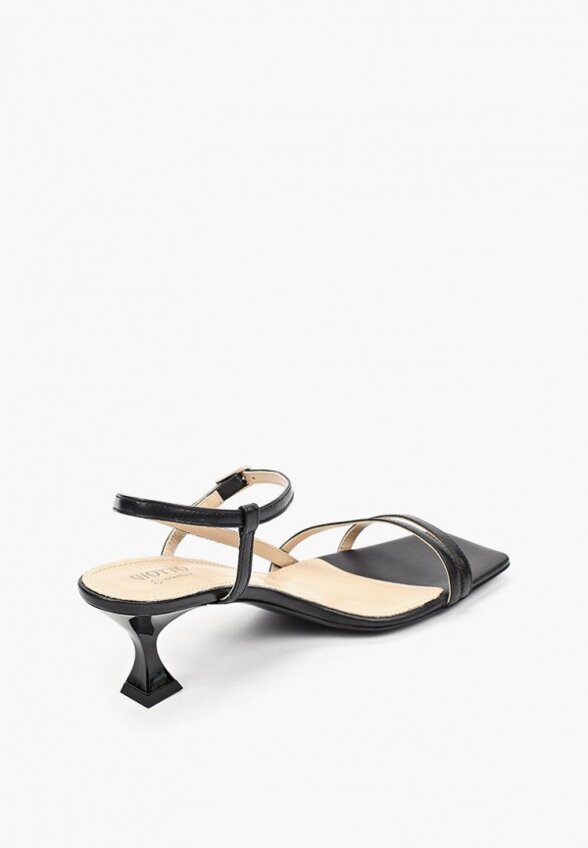 Босоножки Giotto