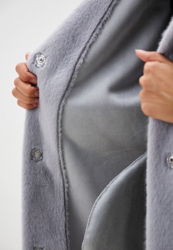 Бомбер меховой La Via Estelar