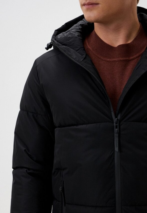 Пуховик Colin's