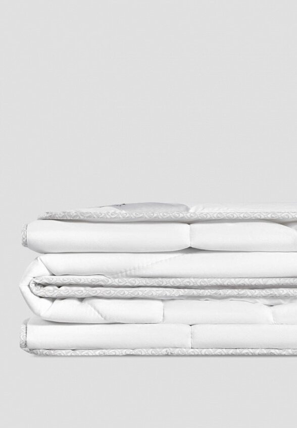 Одеяло 1,5-спальное Estia